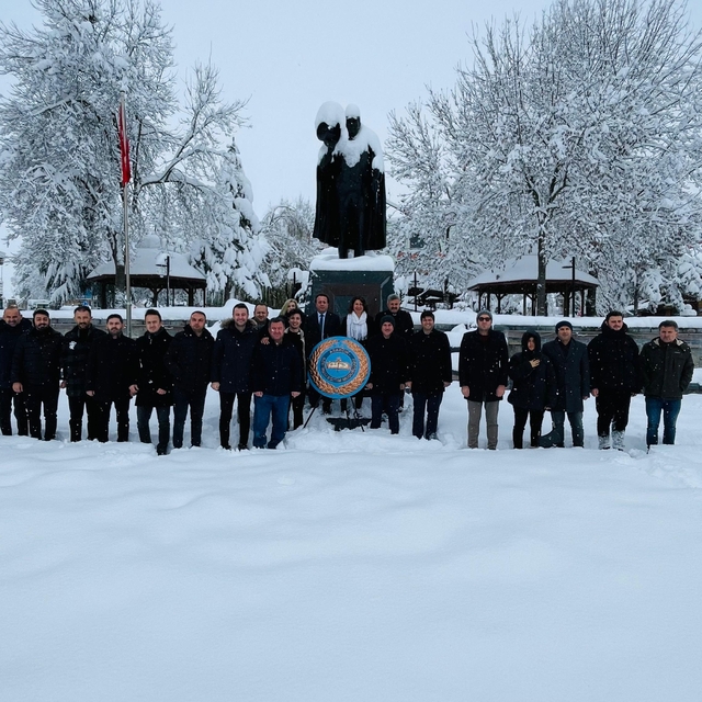 Asarcık'ta 24 Kasım Öretmenler Günü dolayısıyla tören düzenlendi