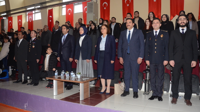Sarıkamış'ta Öğretmenler Günü kutlandı