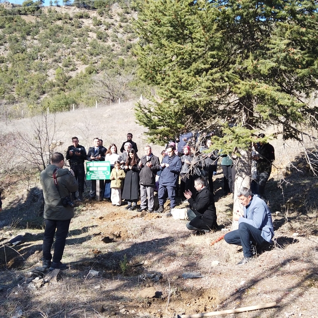Adana'da heyelan nedeniyle ölen öğretmenler anısına hatıra ormanı oluşturul...