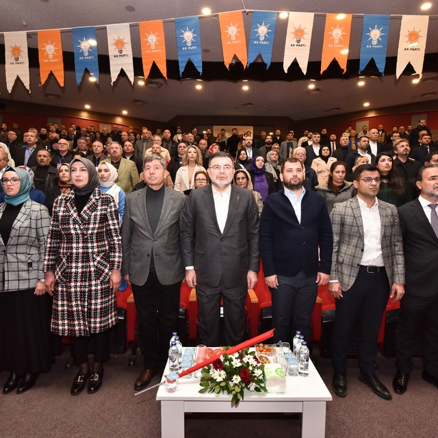 AK Parti Güzalbahçe 8. Olağan İlçe Kongresi yapıldı