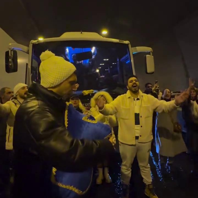 Kapanan Bolu Dağı Tüneli'nde horon oynadılar