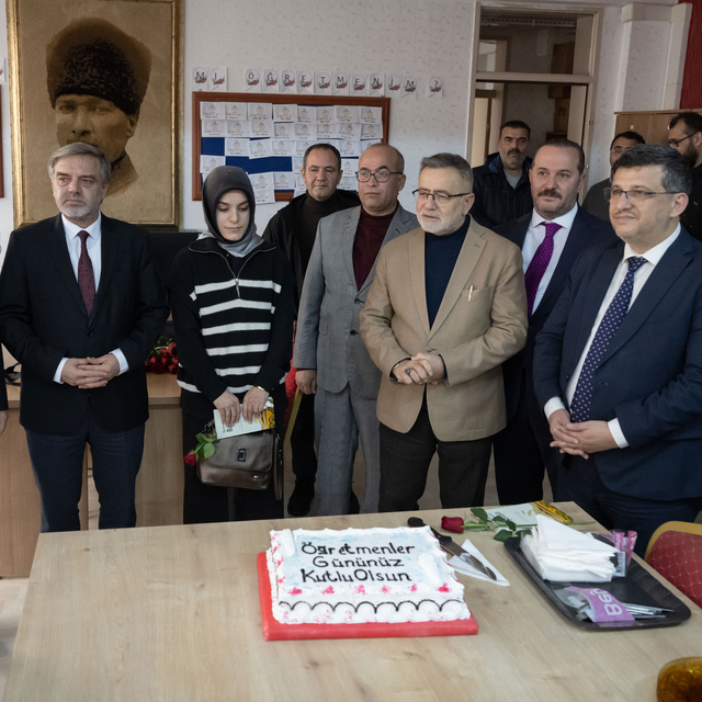 TDV, "Kur'an-ı Kerim" ve "Peygamberimizin Hayatı" derslerini seçen öğrencil...