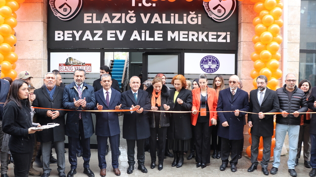 Elazığ'da aile içi şiddetle mücadele kapsamında "Beyaz Ev Aile Merkezi" açıldı