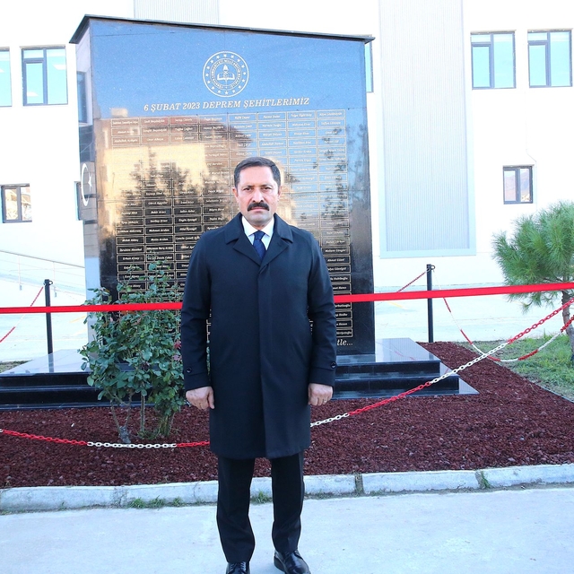 Hatay'da depremde hayatını kaybeden 408 öğretmenin adı anıtta yaşatılacak