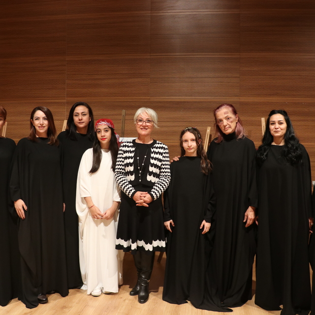 Kayseri'de kadın derneği üyelerinin rol aldığı tiyatro sahnelendi