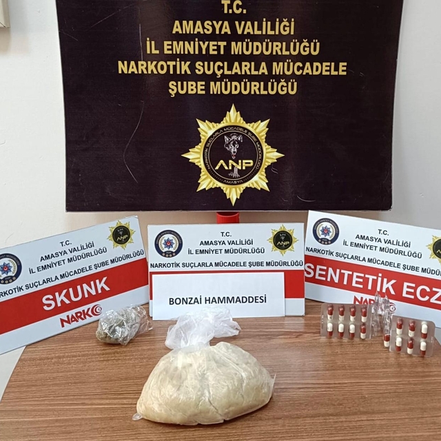Amasya'da uyuşturucuya 3 tutuklama