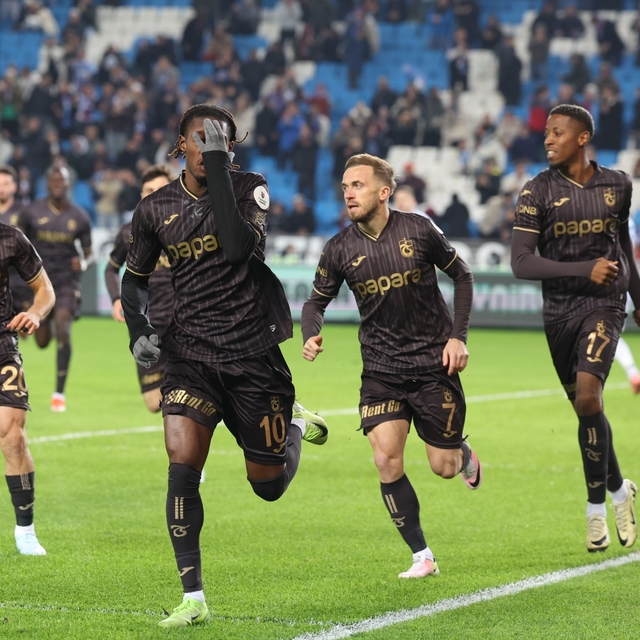 Trabzonspor'da Adana Demirspor galibiyeti yüzleri güldürdü