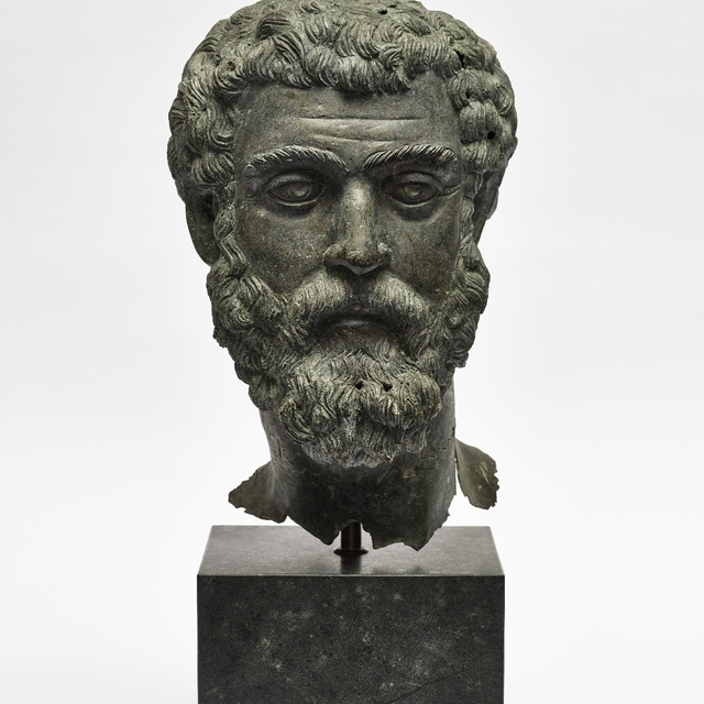 Danimarka'dan iade edilen Boubon Antik Kenti kökenli heykel başı yaklaşık 6...