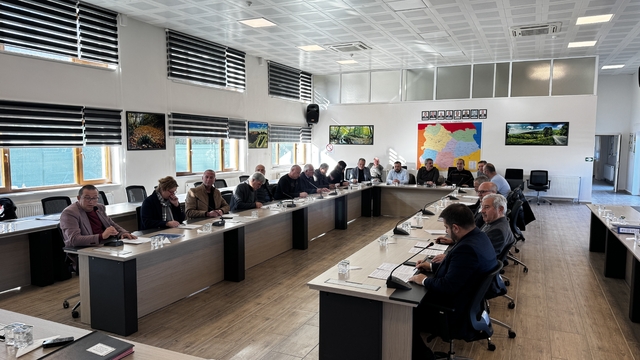 Kırklareli İl Genel Meclisi, 8 köy yolunu daha yatırım programına dahil etti