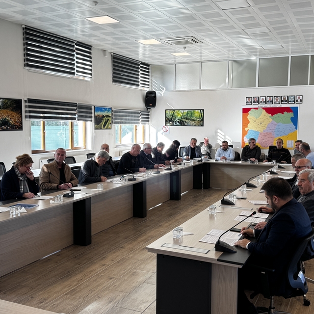 Kırklareli İl Genel Meclisi, 8 köy yolunu daha yatırım programına dahil ett...