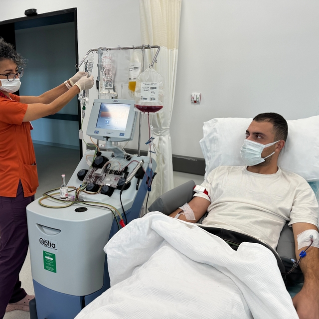 İzmir Şehir Hastanesi 2024'te 147 donörden kök hücre bağışı topladı