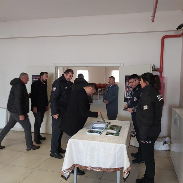 Felahiye'de bağımlılıkla mücadele semineri verildi