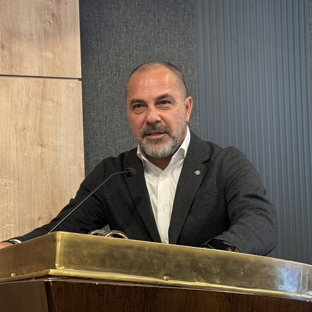 İzmir, Çeşme ve Kuşadası'na kruvaziyerlerle gelen yolcu sayısı 1 milyona ya...