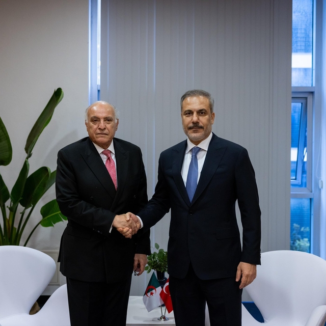 Bakan Fidan, Cezayirli mevkidaşı Attaf ile bir araya geldi