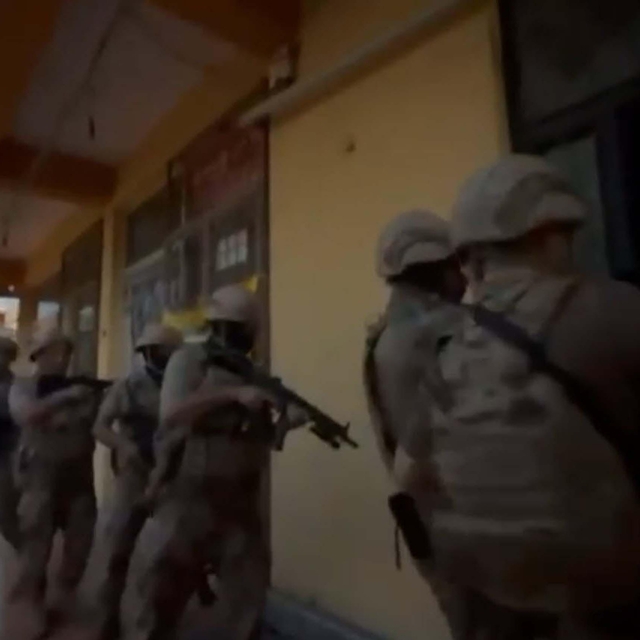 11 ilde FETÖ'nün TSK yapılanmasına operasyon: 22 gözaltı