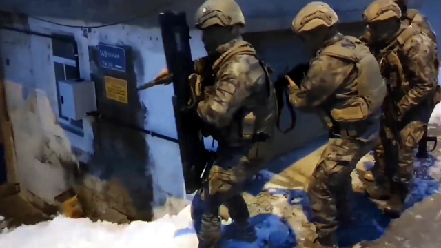 Bitlis'te terör operasyonu; 10 gözaltı