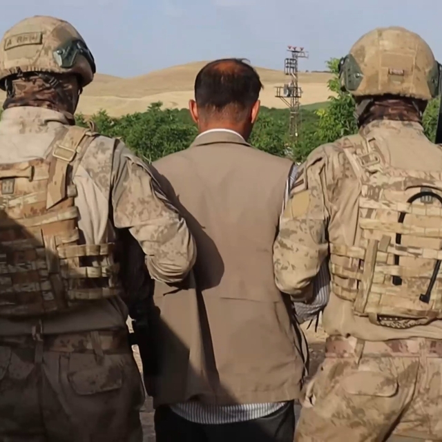 Şanlıurfa merkezli 6 ilde terör operasyonu: 7 gözaltı