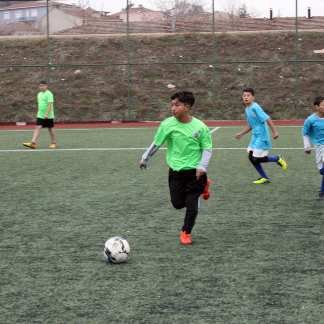 Edirne'de çocukların spora olan ilgisini artırmak için kurulan 'Mahalle Lig...
