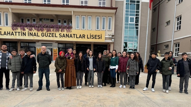 Eldivanlı ortaokul öğrencileri, Çankırı'da bulunan liseleri ziyaret etti
