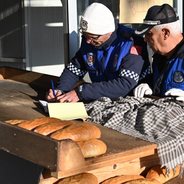 Kadirli'de zabıta ekipleri fırınları denetledi