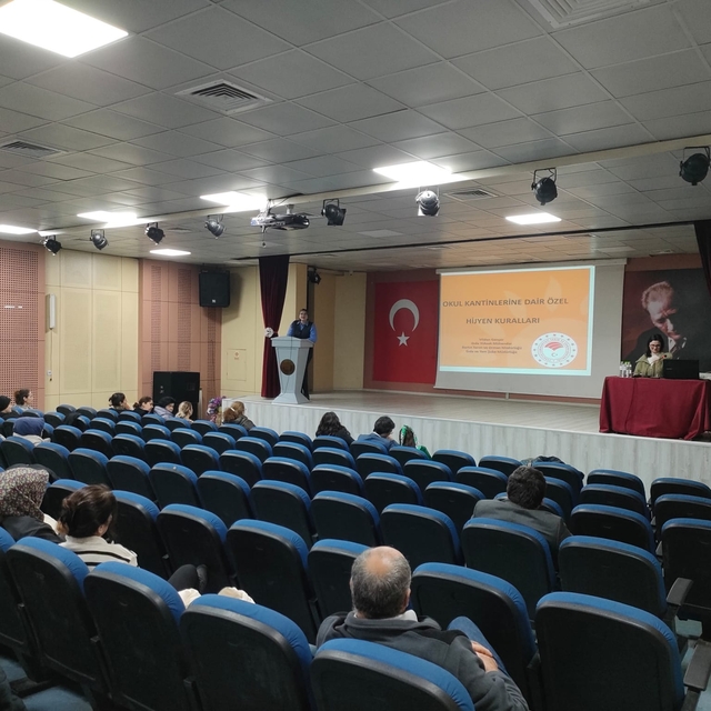 Bartın'da okul kantinlerinde çalışanlara hijyen eğitimi verildi