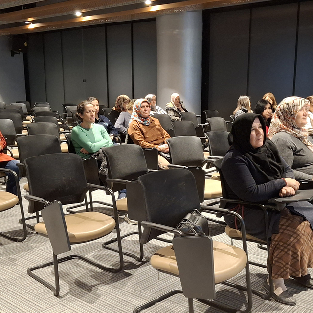 Beypazarı'nda "Kadına Yönelik Şiddete Karşı" semineri verildi