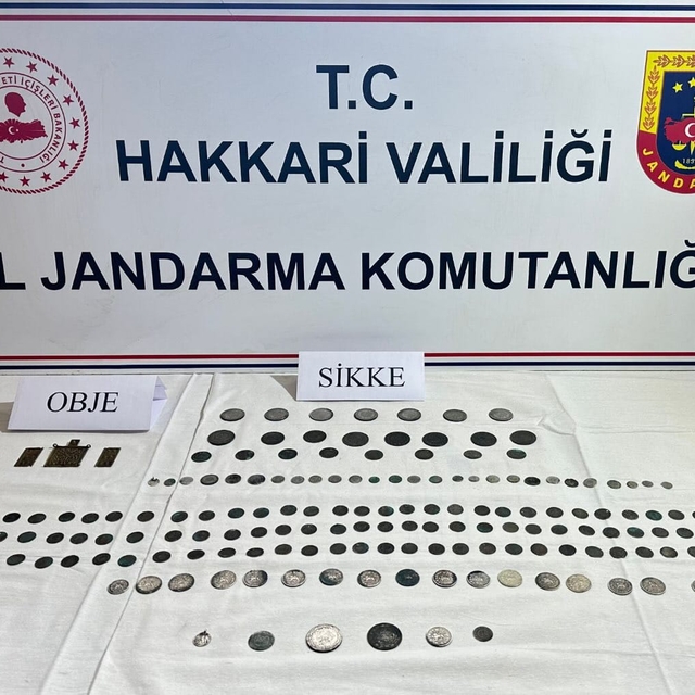 Hakkari'de Bizans dönemine ait 163 sikke ele geçirildi