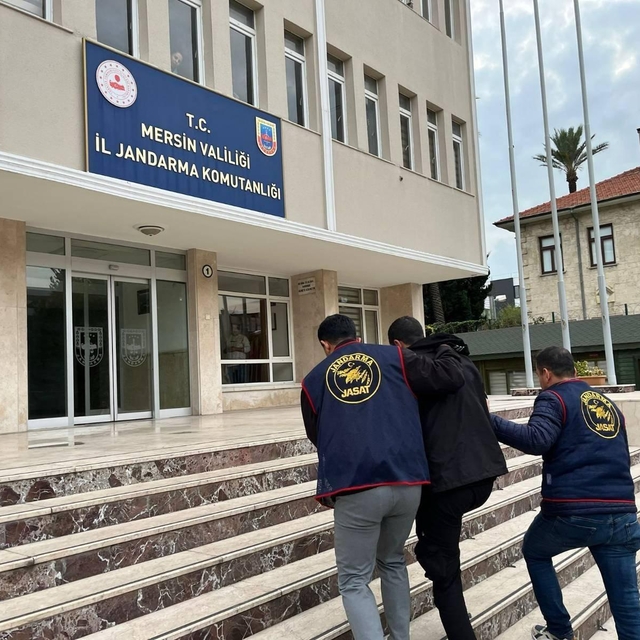 Mersin'de 11 yıldır aranan cinayet, yaralama ve gasp hükümlüsü yakalandı