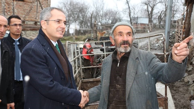 Kastamonu'da 2 katlı ev yandı; baba ve engelli oğlu öldü (3)