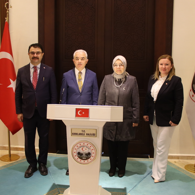 Milli Eğitim Bakan Yardımcısı Ökten, Kırklareli'nde okul müdürleriyle bir a...