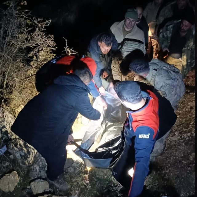 Siirt'te uçuruma yuvarlanan otomobildeki 1 kişi öldü, 2 kişi yaralandı