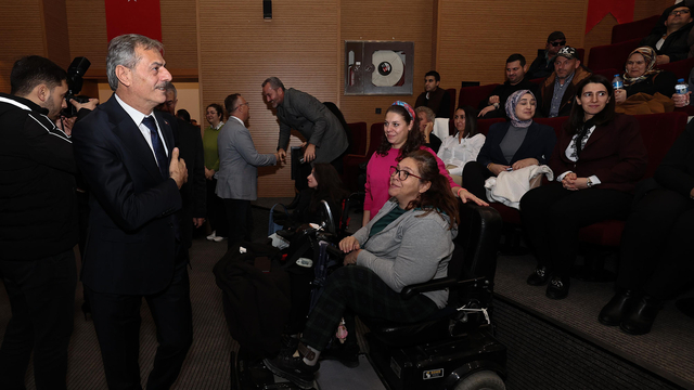 Sakarya'da engelli bireyler kariyer ve istihdam gününde buluştu