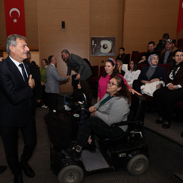 Sakarya'da engelli bireyler kariyer ve istihdam gününde buluştu