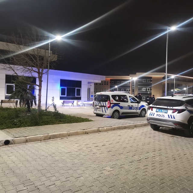 İzmir'de iki grup arasında silahlı kavga; 3 ölü, 3 gözaltı