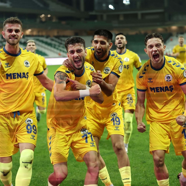 Menemen FK'nın rakibi lider Serik Belediyespor