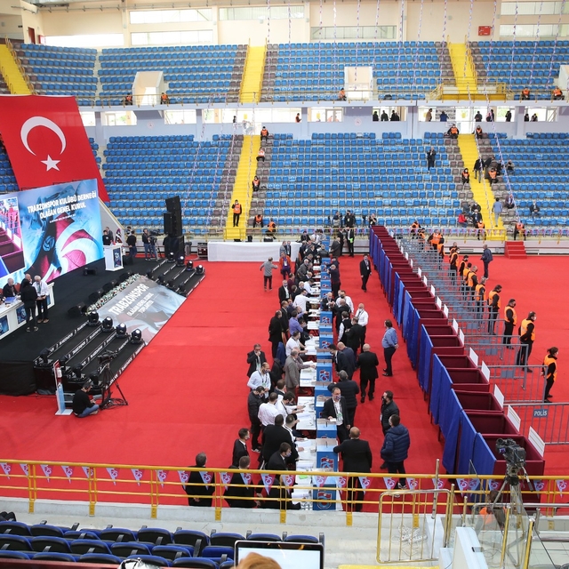 Trabzonspor'da olağan seçimli genel kurulu başlıyor