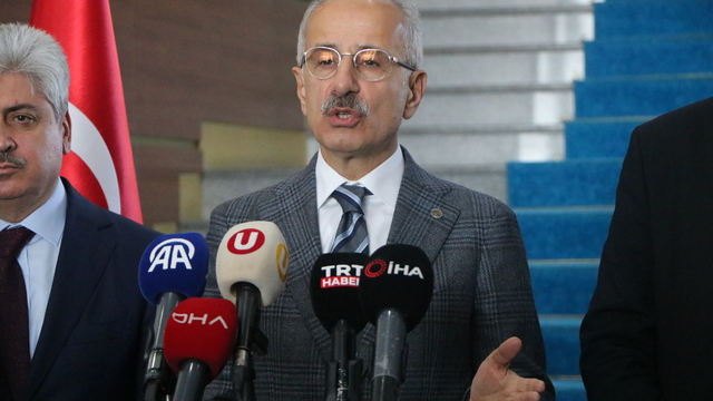 Bakan Uraloğlu: Akyazı ile Ankara arasına 6 şeritli otoyol inşa edeceğiz