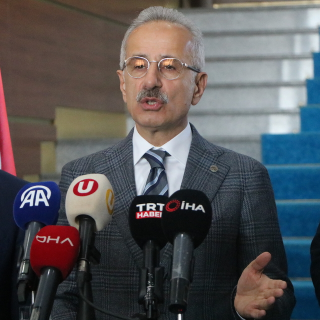 Bakan Uraloğlu: Akyazı ile Ankara arasına 6 şeritli otoyol inşa edeceğiz