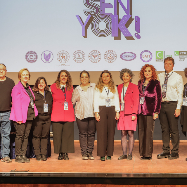 İzmir'de bağımlılıkla ilgili sempozyum düzenlendi