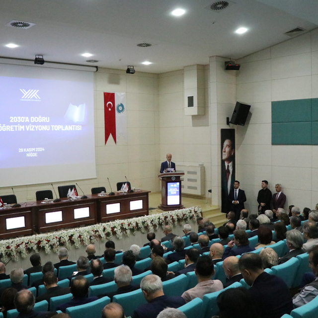YÖK Başkanı Özvar, "2030'a Doğru Yükseköğretim Vizyonu Toplantısı"nda konuş...