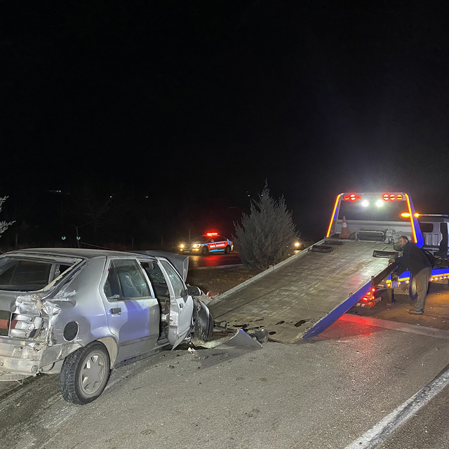 Manisa'da zincirleme kaza: 3 yaralı