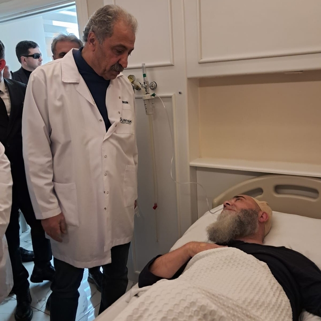 Rahatsızlanan Cübbeli Ahmet Hoca hastaneye kaldırıldı