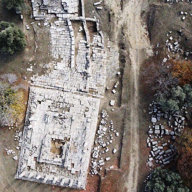 Lagina ve Stratonikeia antik kentleri sonbaharda dronla görüntülendi