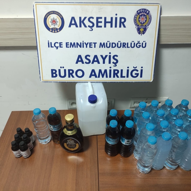 Konya'da sahte içki operasyonunda yakalanan kişi adli kontrol şartıyla serb...