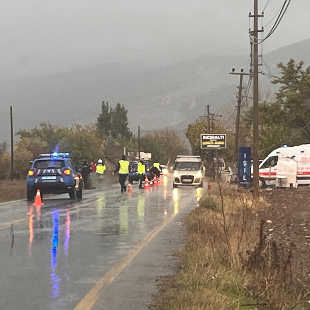 Muğla'da yol kenarında erkek cesedi bulundu