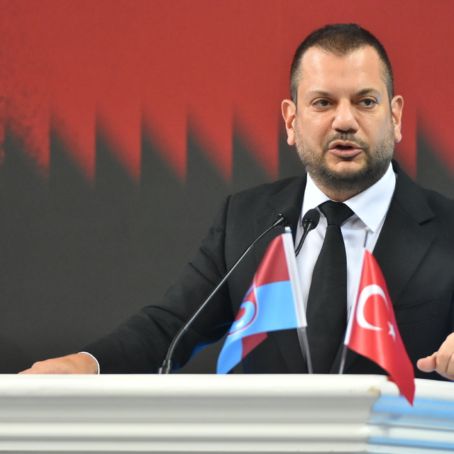 Trabzonspor Kulübünde başkanlığa Ertuğrul Doğan yeniden seçildi