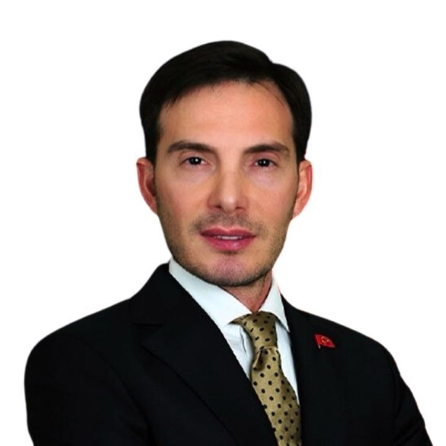 Tokat Belediye Başkanı Yazıcıoğlu'nun da arasında olduğu 7 kişi kazada yara...