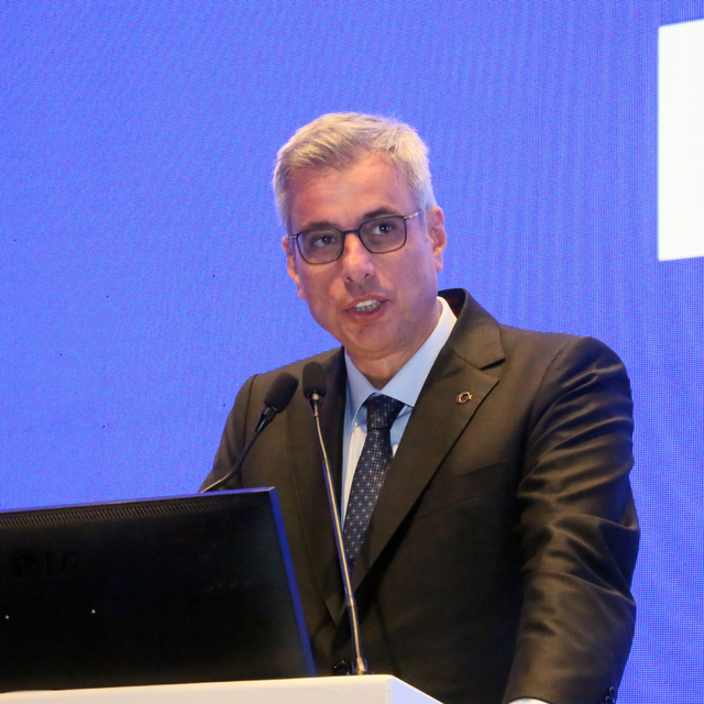 Bakan Memişoğlu'dan 'Yeni bir şey üreteceğim' diyen hekimlere destek