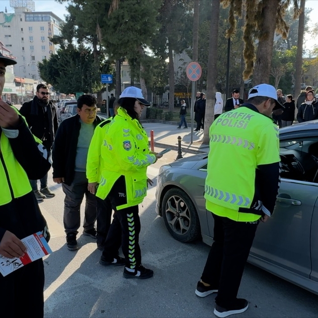 Osmaniye'de engelliler temsili trafik denetimi yaptı