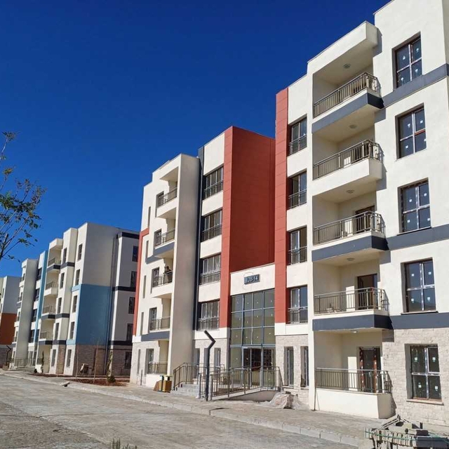 Gaziantep'in Araban ilçesinde 306 konutun anahtarı depremzedelere teslim ed...